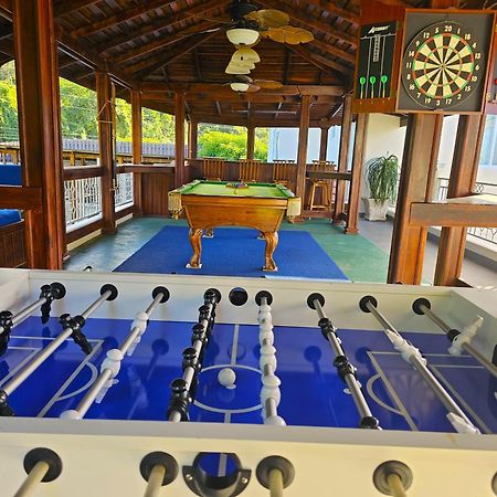 Mais Oui Villa Дискавери-Бэй Экстерьер фото